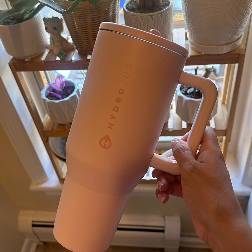 Pink hydrojug tumbler